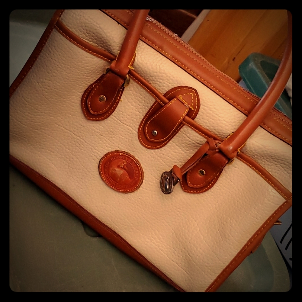 Dooney & Bourke bag